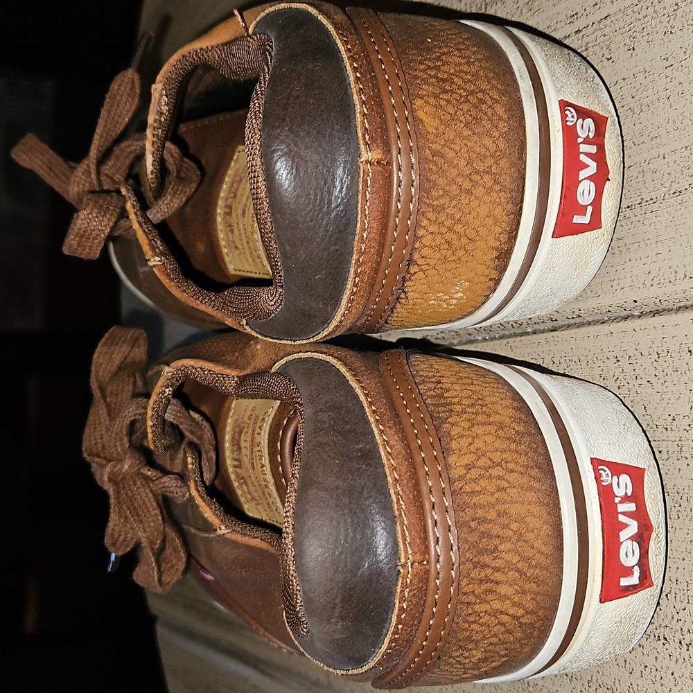 Shos- Men - Picture 3 of 8